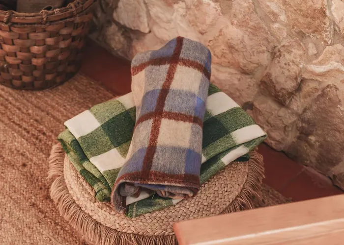 Деревянный коттедж Nativo - Nature With Kitchenette And Private External Bathroom *